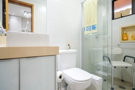 Apartamento à venda com 140m², 4 quartos e 2 vagasBanheiro da suíte 2