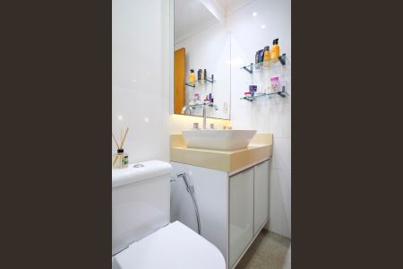 Apartamento à venda com 140m², 4 quartos e 2 vagasBanheiro da suíte 1