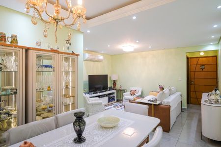 Apartamento à venda com 140m², 4 quartos e 2 vagasSala