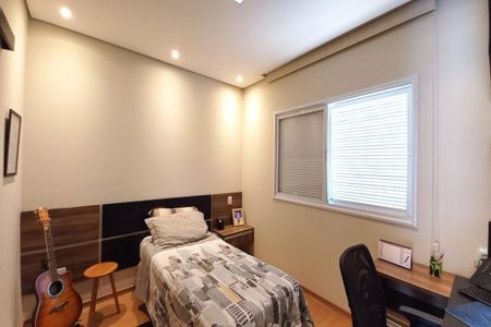 Casa à venda com 313m², 4 quartos e 6 vagas Casa à venda com 313m², 4 quartos e 6 vagasSuíte 2