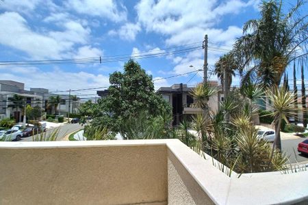 Casa à venda com 313m², 4 quartos e 6 vagas Casa à venda com 313m², 4 quartos e 6 vagasVaranda da Suíte