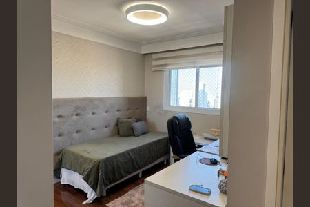 Apartamento à venda com 3 quartos, 218m² em Vila Regente Feijó, São Paulo