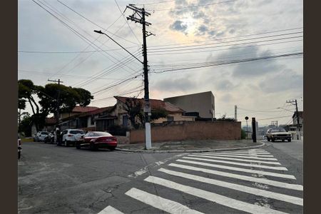 Casa à venda com 130m², 2 quartos e 6 vagas