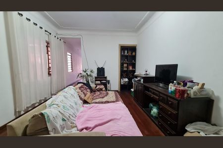 Casa à venda com 4 quartos, 242m² em Liberdade, São Paulo