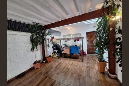 Casa à venda com 160m², 3 quartos e 2 vagas