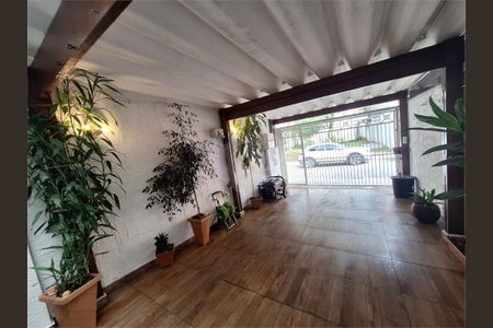 Casa à venda com 160m², 3 quartos e 2 vagas