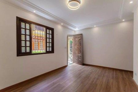 Casa à venda com 3 quartos, 116m² em Cambuci, São Paulo