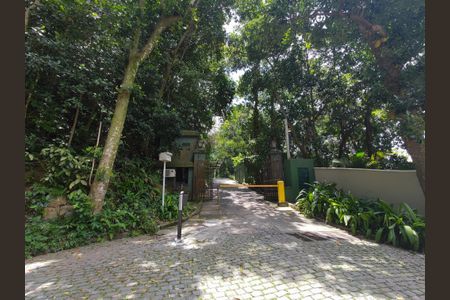 Casa de condomínio à venda com 110m², 3 quartos e sem vagaÁrea comum