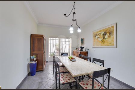 Casa à venda com 4 quartos, 380m² em Granja Julieta, São Paulo