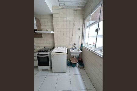 Apartamento à venda com 77m², 2 quartos e 1 vaga