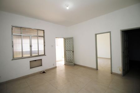 Sala de apartamento à venda com 2 quartos, 70m² em Brás de Pina, Rio de Janeiro