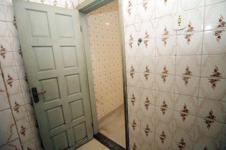 Apartamento à venda com 70m², 2 quartos e sem vagaBanheiro