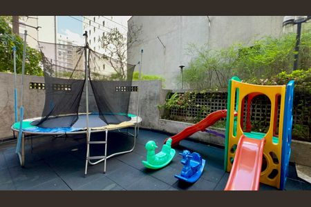 Apartamento para alugar com 230m², 2 quartos e 3 vagasPlayground