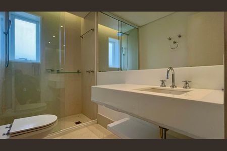 Apartamento para alugar com 230m², 2 quartos e 3 vagasBanheiro