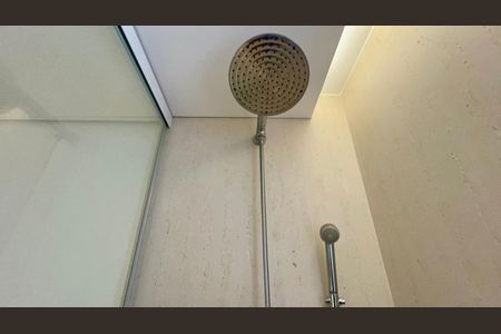 Apartamento para alugar com 230m², 2 quartos e 3 vagasBanheiro 1 da Suite 