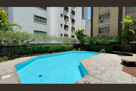 Apartamento para alugar com 230m², 2 quartos e 3 vagasPiscina