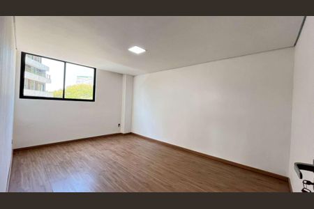 Apartamento à venda com 4 quartos, 197m² em Santa Lúcia, Belo Horizonte