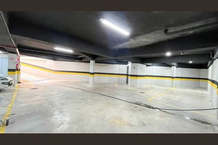 Apartamento à venda com 57m², 1 quarto e 2 vagas