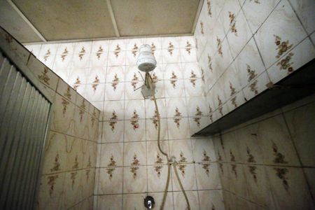 Casa à venda com 70m², 2 quartos e sem vagaBanheiro