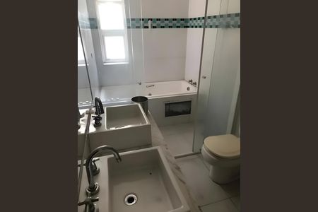 Casa para alugar com 3 quartos, 400m² em Jardim da Gloria, São Paulo