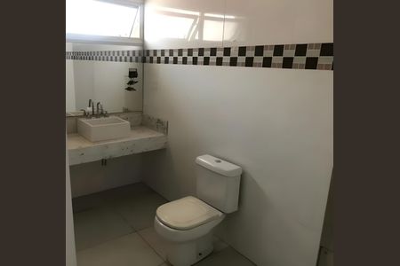 Casa para alugar com 3 quartos, 400m² em Jardim da Gloria, São Paulo