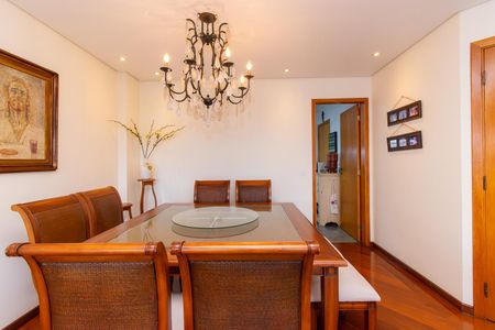 Apartamento à venda com 126m², 3 quartos e 3 vagasSala