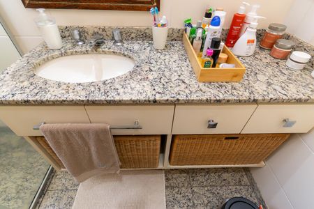 Apartamento à venda com 126m², 3 quartos e 3 vagasBanheiro da Suíte