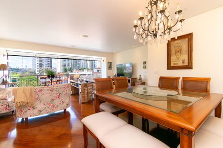 Apartamento à venda com 3 quartos, 126m² em Jardim Avelino, São Paulo