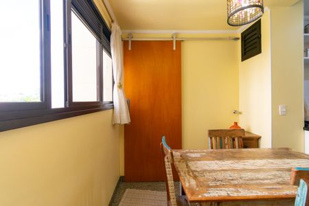 Apartamento à venda com 126m², 3 quartos e 3 vagasCozinha