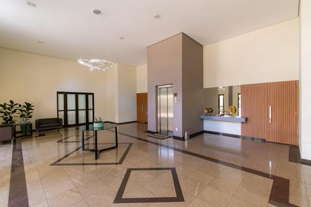 Apartamento à venda com 126m², 3 quartos e 3 vagasÁrea comum - Hall Social