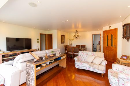 Apartamento à venda com 126m², 3 quartos e 3 vagasSala