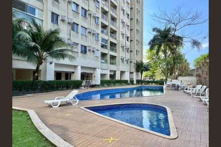 Apartamento à venda com 60m², 2 quartos e 1 vaga Apartamento à venda com 60m², 2 quartos e 1 vagaÁrea comum - Piscina