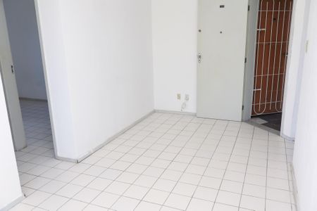 Apartamento para alugar com 50m², 2 quartos e 1 vaga Apartamento para alugar com 50m², 2 quartos e 1 vagaSala