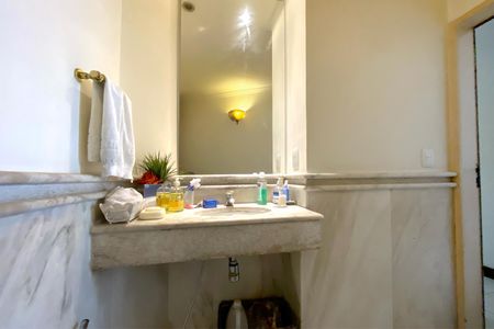 Apartamento à venda com 296m², 4 quartos e 2 vagasLavabo da Sala