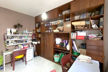 Apartamento à venda com 296m², 4 quartos e 2 vagasQuarto 4