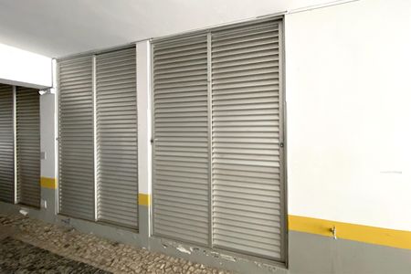 Apartamento à venda com 296m², 4 quartos e 2 vagasBoxes de depósito