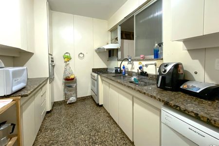 Apartamento à venda com 296m², 4 quartos e 2 vagasCozinha