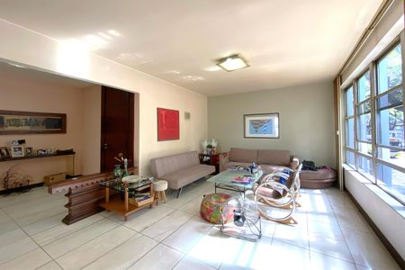 Apartamento à venda com 296m², 4 quartos e 2 vagasSala