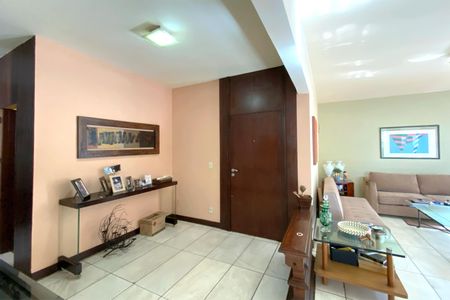 Apartamento à venda com 296m², 4 quartos e 2 vagasHall de entrada