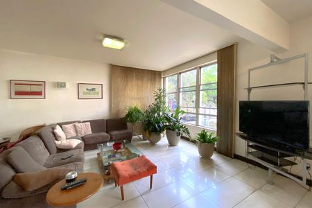 Apartamento à venda com 296m², 4 quartos e 2 vagasSala