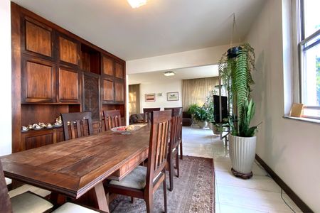 Apartamento à venda com 296m², 4 quartos e 2 vagasSala de Jantar