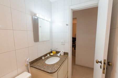Apartamento para alugar com 111m², 3 quartos e 3 vagasBanheiro da suíte