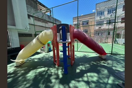 Casa à venda com 140m², 4 quartos e 1 vagaÁrea comum - Playground