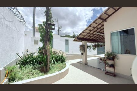 Casa à venda com 600m², 3 quartos e 2 vagasJardim 