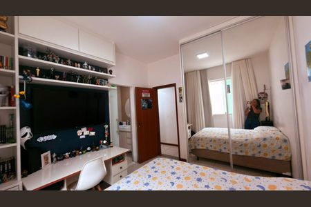 Casa à venda com 600m², 3 quartos e 2 vagasQuarto 2