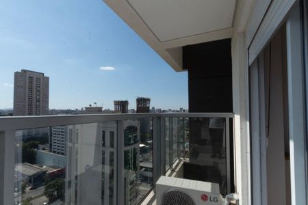 Studio para alugar com 37m², 1 quarto e 1 vaga Studio para alugar com 37m², 1 quarto e 1 vagaVaranda