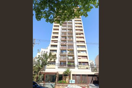 Apartamento para alugar com 145m², 3 quartos e 1 vagaFachada