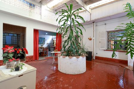 Casa para alugar com 399m², 3 quartos e 2 vagas Casa para alugar com 399m², 3 quartos e 2 vagasQuintal