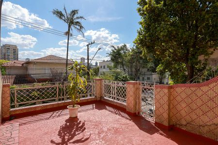 Casa para alugar com 399m², 3 quartos e 2 vagas Casa para alugar com 399m², 3 quartos e 2 vagasVaranda