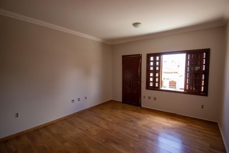 Quarto de apartamento para alugar com 3 quartos, 88m² em Taguatinga Norte (taguatinga), Brasília